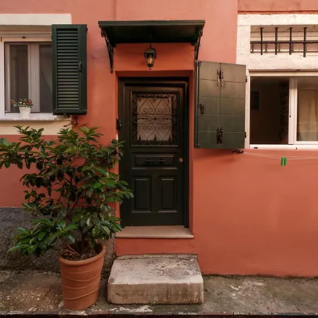 S&g Corfu Old Town Apartman